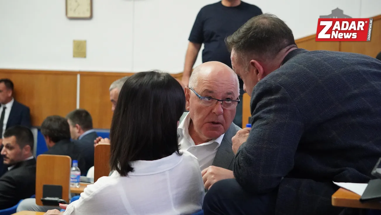 Klub vijećnika DOMiNO više ne postoji zbog tvrdoglavosti i upornosti Damira Biloglava. Napustio ih Robert Modrić