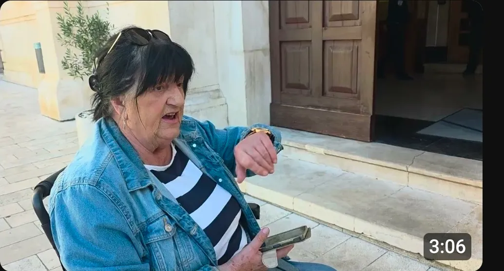 Žena s invaliditetom u invalidskim kolicima zaustavljena na vratima Gradske uprave: Kako HDZ-ova gradska vlast zatvara vrata pred najranjivijima