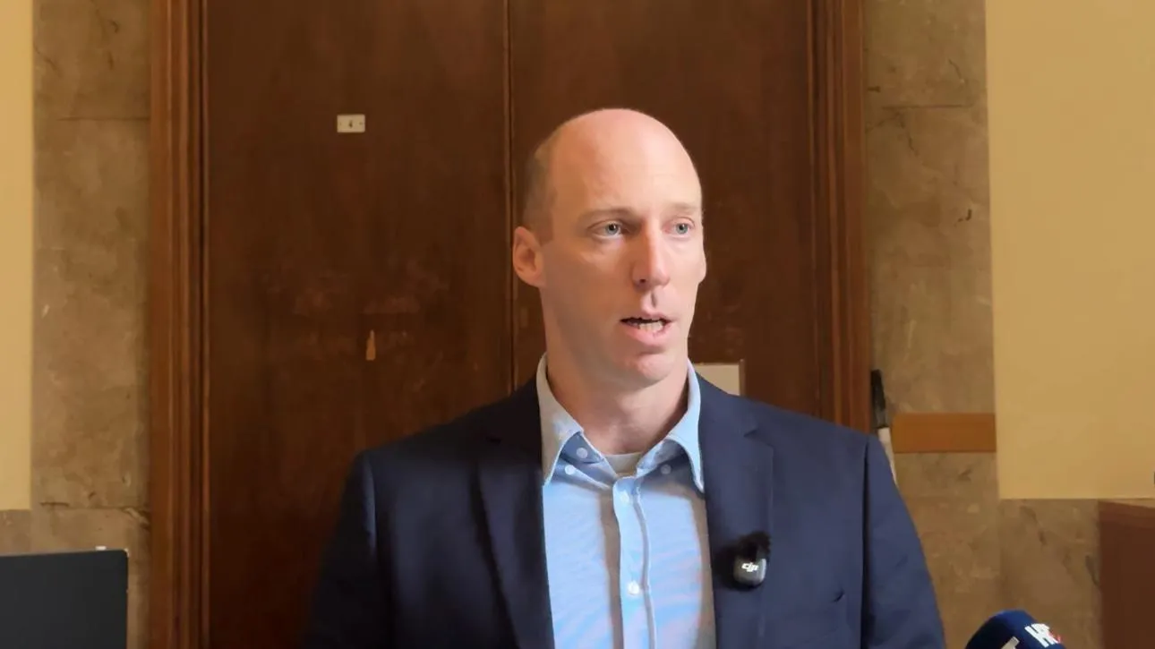 Radeta: "Žuvela mora biti smijenjen danas - predsjednik Vijeća s lažnim prebivalištem živi u Raštanima, radi u Benkovcu, a porez plaća Sv. Filipu i Jakovu!"