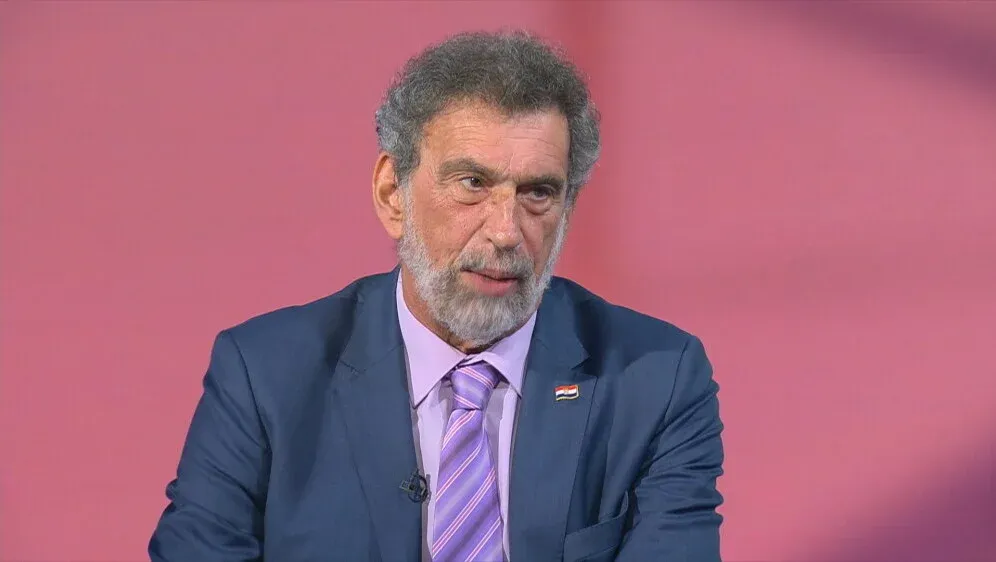 Fuchs otkrio lijek za sve probleme školstva – gužvu u čekaonicama