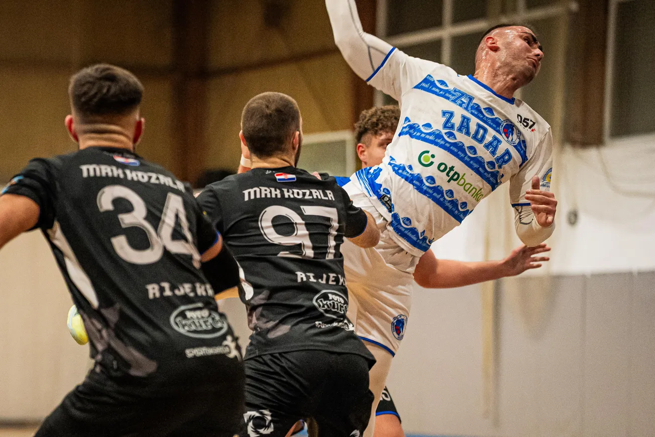 ZADAR 1954 u dramatičnoj završnici slomio Kozalu i obranio vodeću poziciju