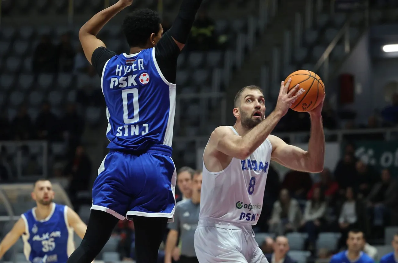 Zadar razbio Alkar s +34 i prvi krug završio na vrhu sa Splitom