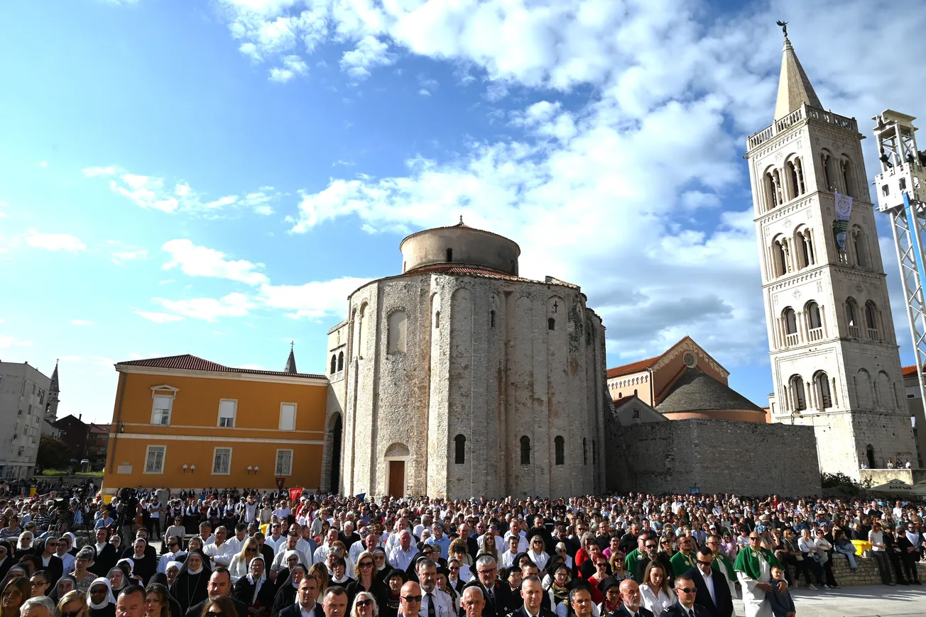 Zatvaranje Jubilejske godine u Zadarskoj nadbiskupiji: Svečano slavlje 28. prosinca u katedrali sv. Stošije