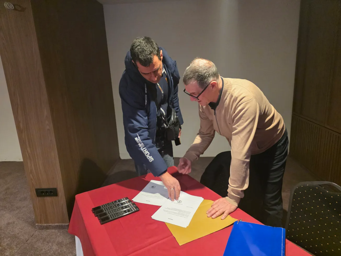 Nogometni savez Zadarske županije i dalje bez predsjednika, novinari i fotografi ostavljeni iza zatvorenih vrata