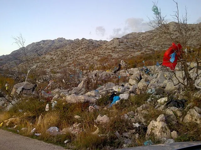 S vidikovca puca pogled – na odlagalište Samograd!