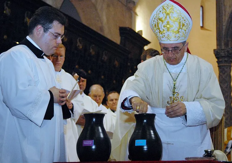 Sveto trodnevlje započelo posvetom ulja