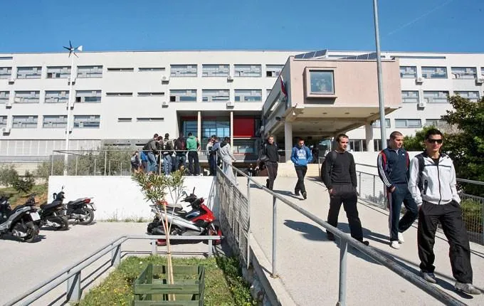 Maturanti masno plaćaju privatne poduke