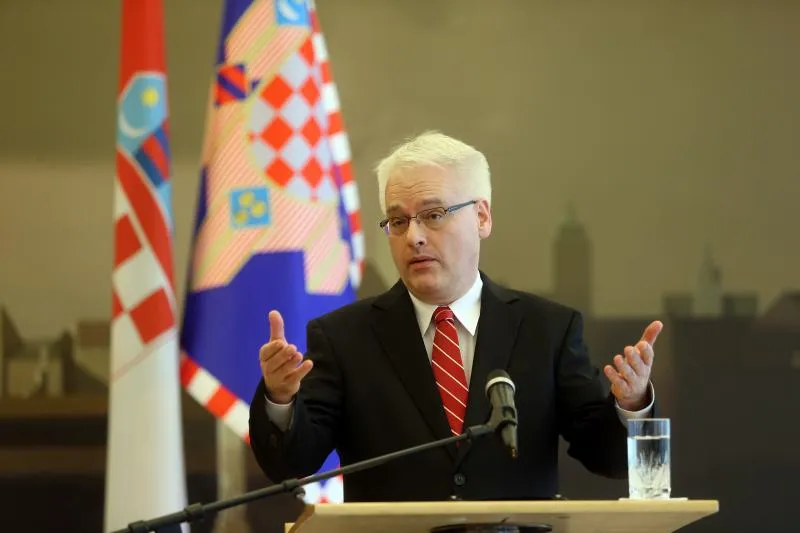Milanović i Josipović generalima: Stoički ste podnijeli žrtvu, hvala!