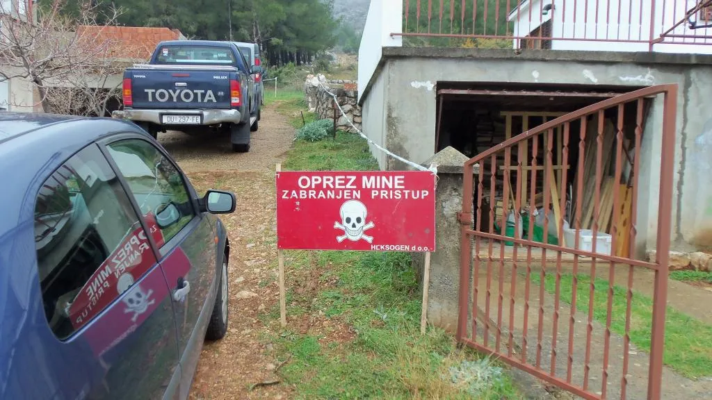 Planinarskom stazom bez straha od zvončića