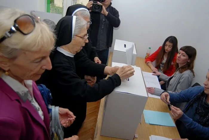 Zbog viška listića ponavljaju se izbori u Arbanasima i Polači