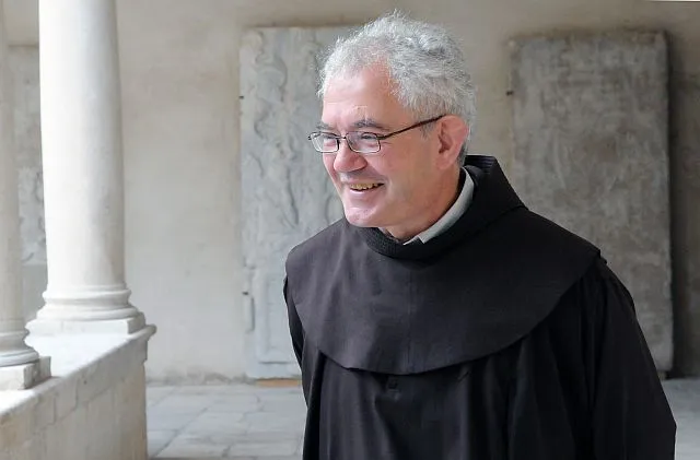 Fra Dragu Ljevara u Dubrovniku napao lažni svećenik koji je “ordinirao” i po Zadru