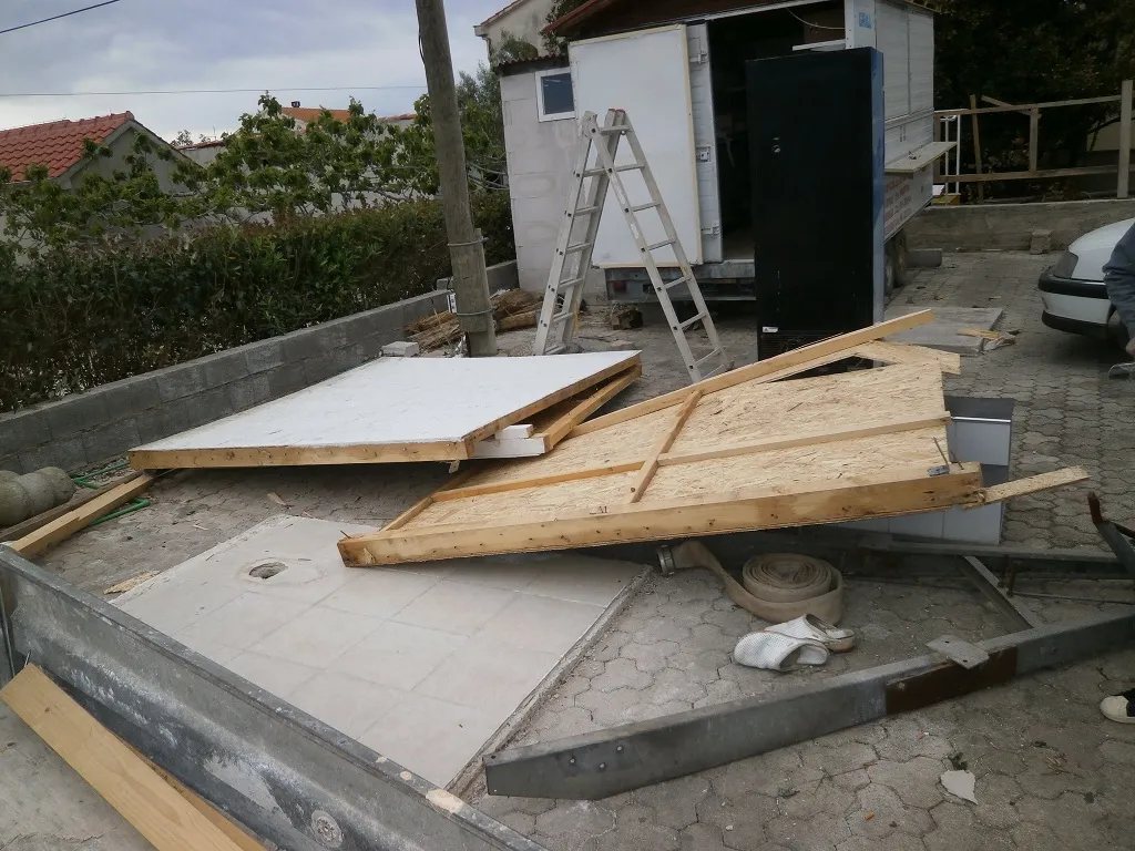 Uklanjanje protupropisno postavljenih objekata