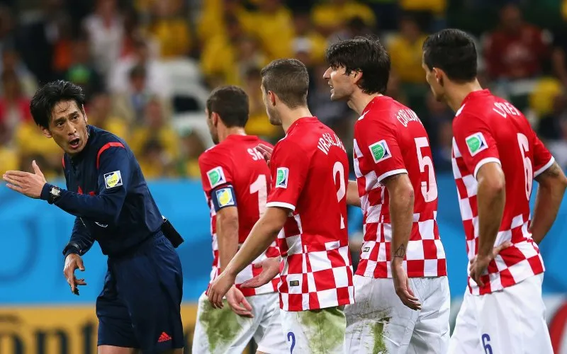 Japanski sudac Nishimura pokrao Hrvatsku i poklonio pobjedu Brazilu