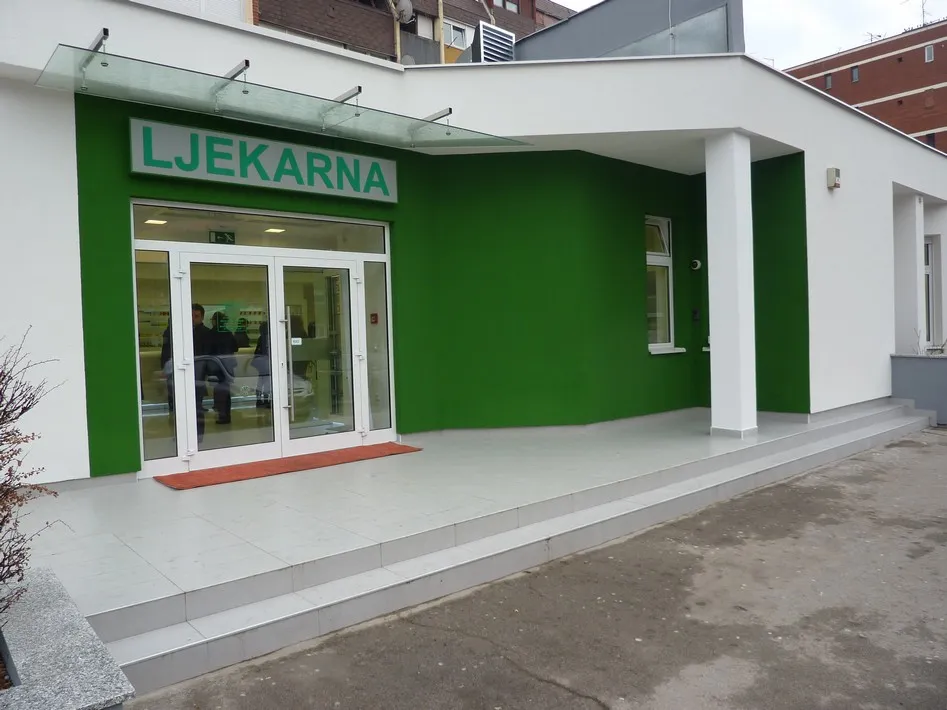 Ljekarnica izudarala napadača i skinula mu masku: Tada sam shvatila da ga poznam!