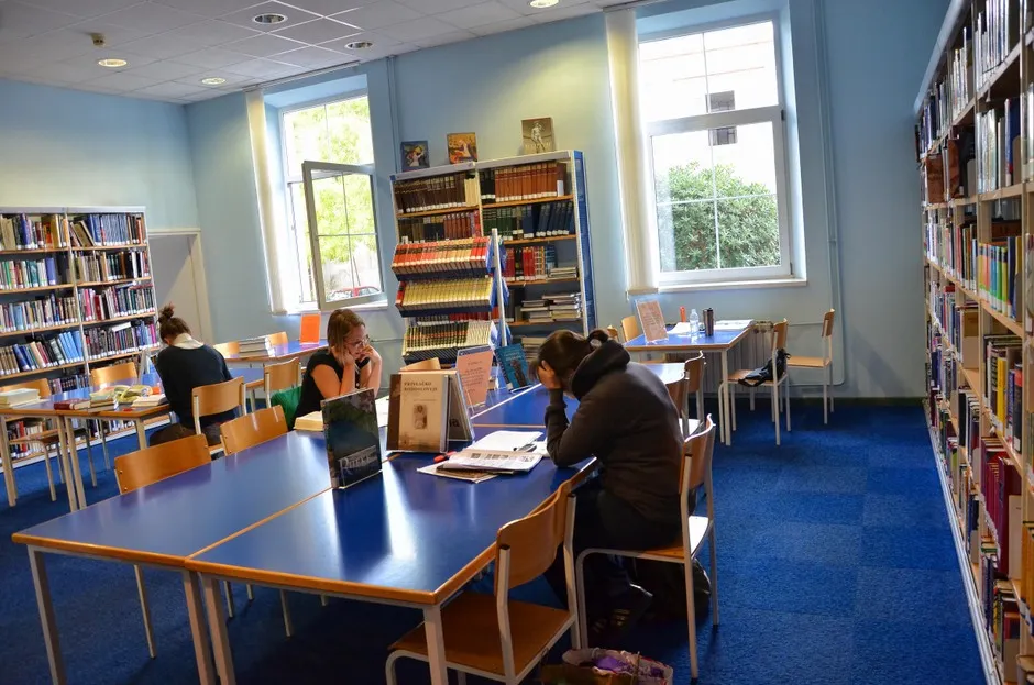 One more cup of coffee: “ZaPis” u knjižnici otvorio svoj kantun za kavu i književnost