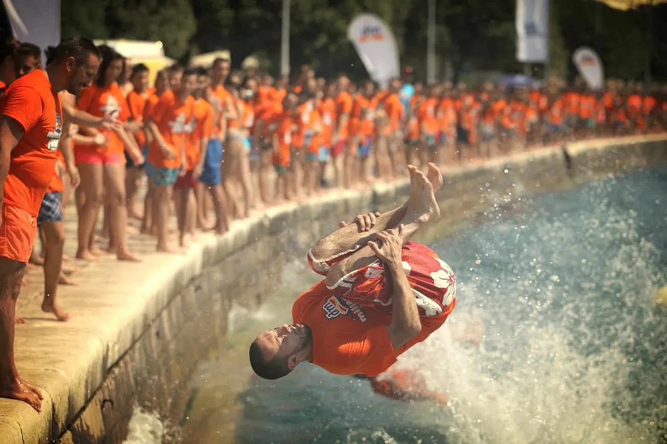 FOTOGALERIJA: Preko 2800 sudionika na dm Millenium jumpu!