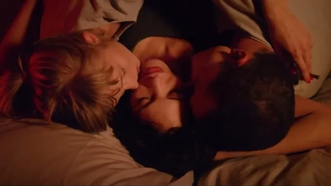 3D erotska drama koja je uzbunila Francusku dolazi na Avvanturu