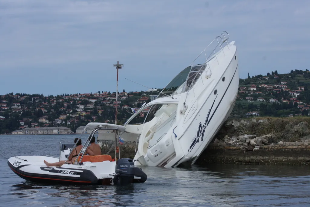 Nasukan gliser s 900 litara goriva