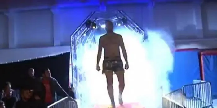 Kickboksač koji je prijatelju smrskao lubanju pušten na slobodu