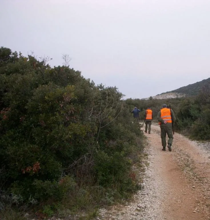 Lovci u Poljica Brigu nabasali na Francuza, mislili da je Sirijac pa zvali policiju