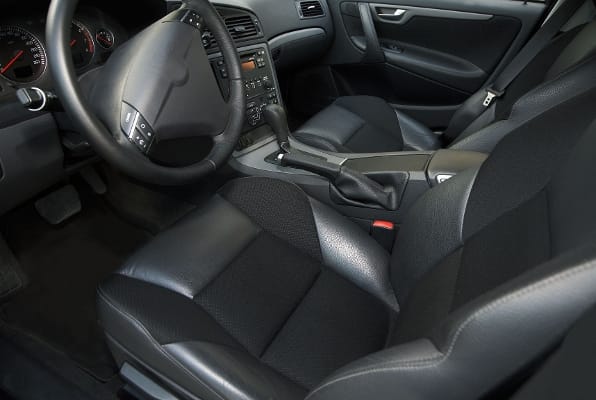 Novi bezobrazluk Grada Zadra: Kupuju nabrijanu limuzinu, ‘crnu s efektom’, kožna sjedala…